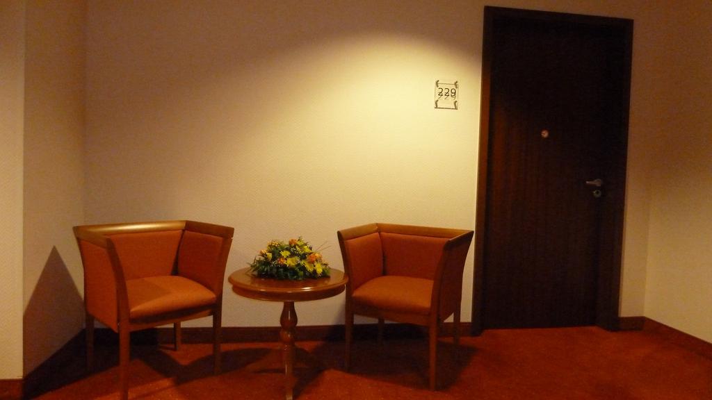 Comfort Hotel Weissensee Berlin Rum bild